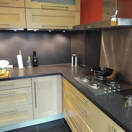 Retr'opale Met Mooie Tuin Peuplingues