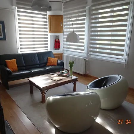 Retr'opale Met Mooie Tuin Semesterbostad